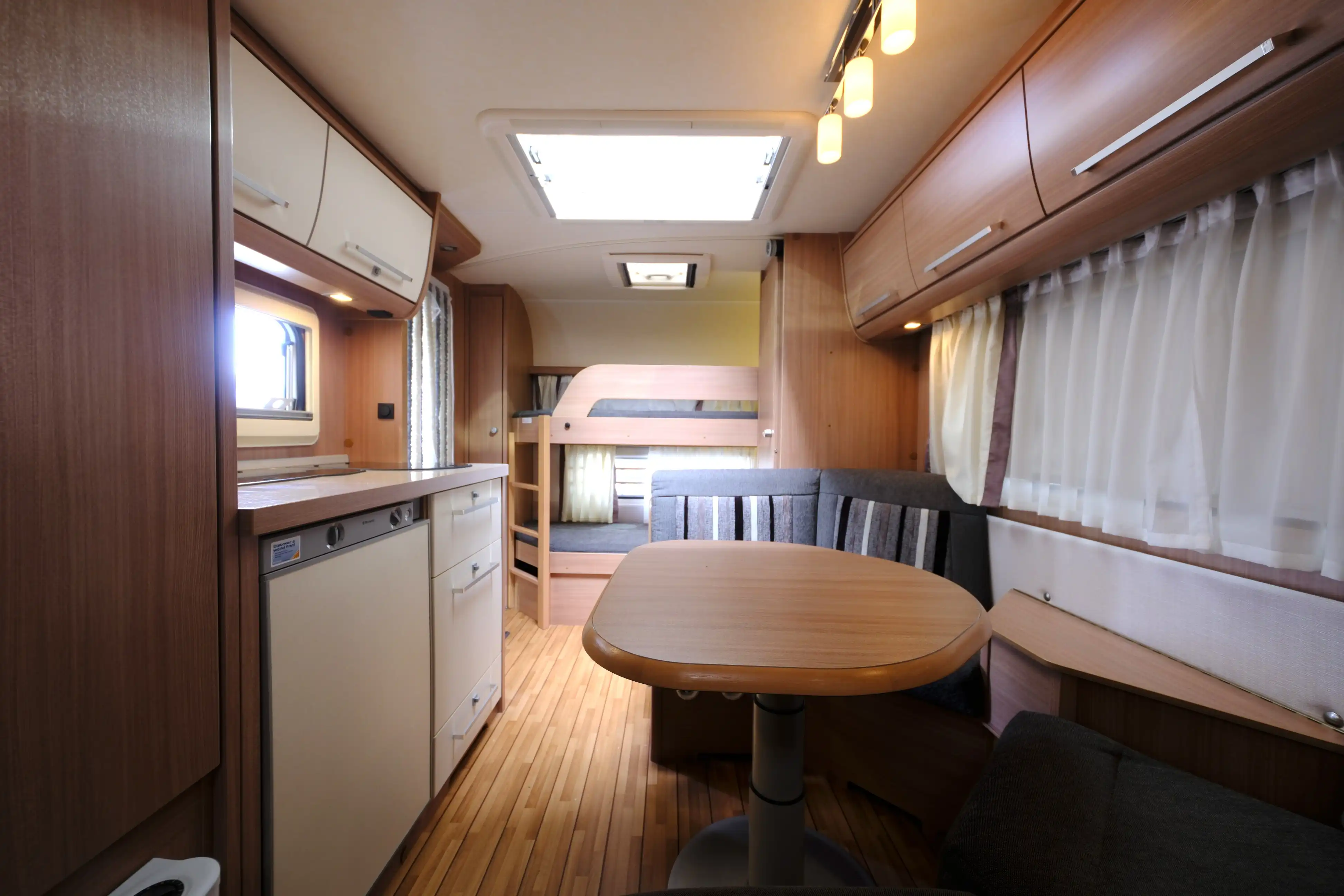 KNAUS Südwind 550 FSK